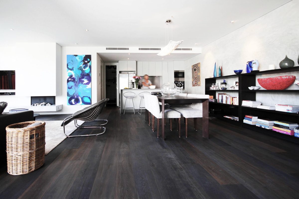 PRESTIGE OAK Black Fox